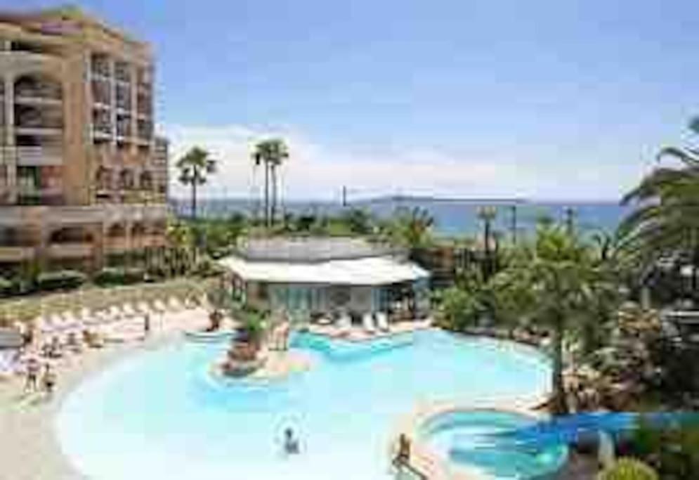Bord De Mer, Terrasse, Tout A Pieds คานส์ ภายนอก รูปภาพ